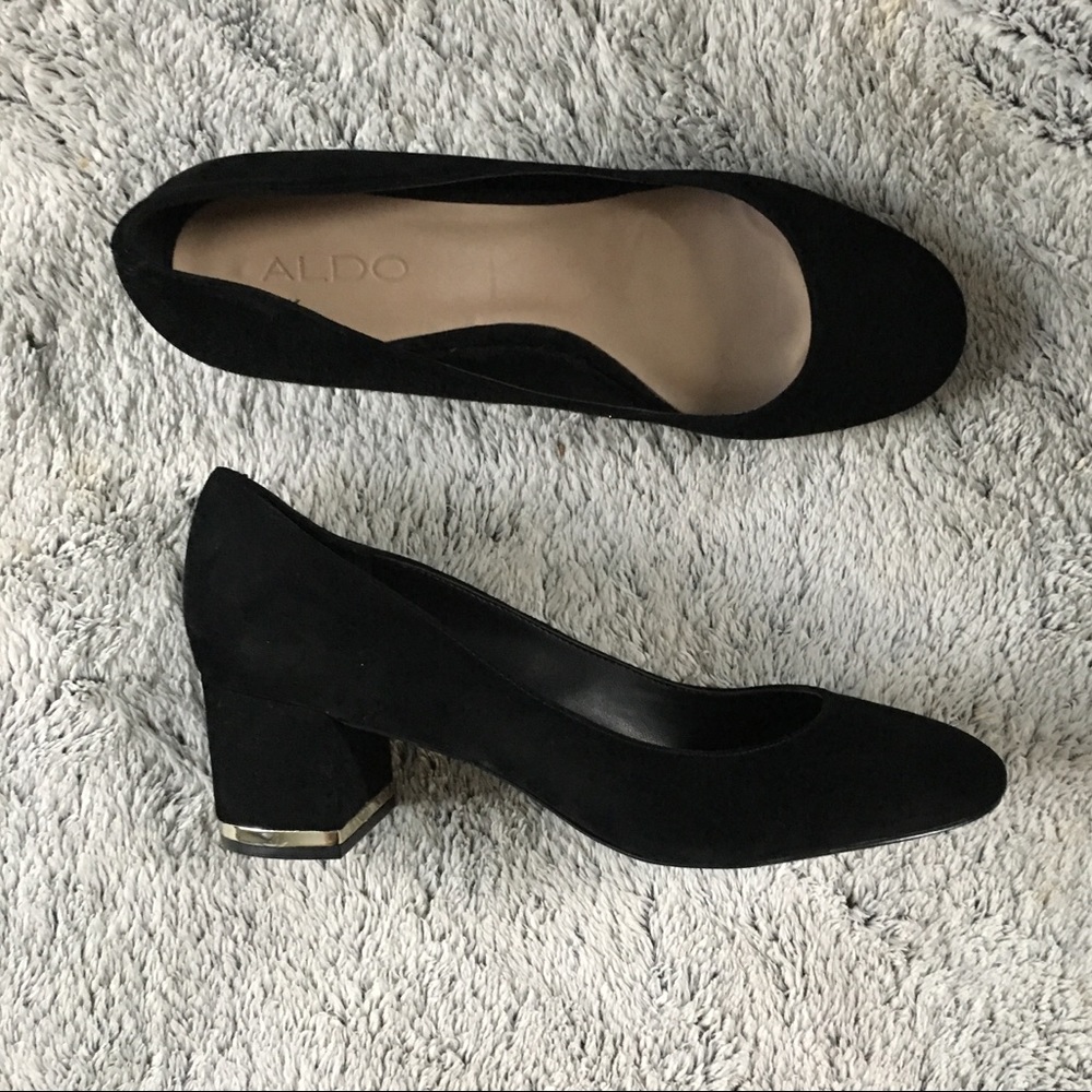 🌻ALDO Block Heel Black Velvet Heels